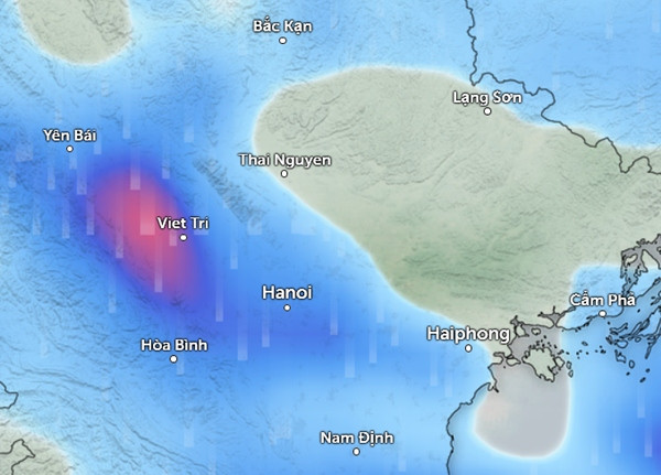 Dự báo mưa ở một số tỉnh thành miền Bắc vào sáng sớm mai, 11/7 (những vùng màu xanh da trời là mưa nhỏ đến vừa, màu đỏ là mưa vừa đến mưa to). Ảnh: Zoom Earth, OpenStreetMap, ICON.
