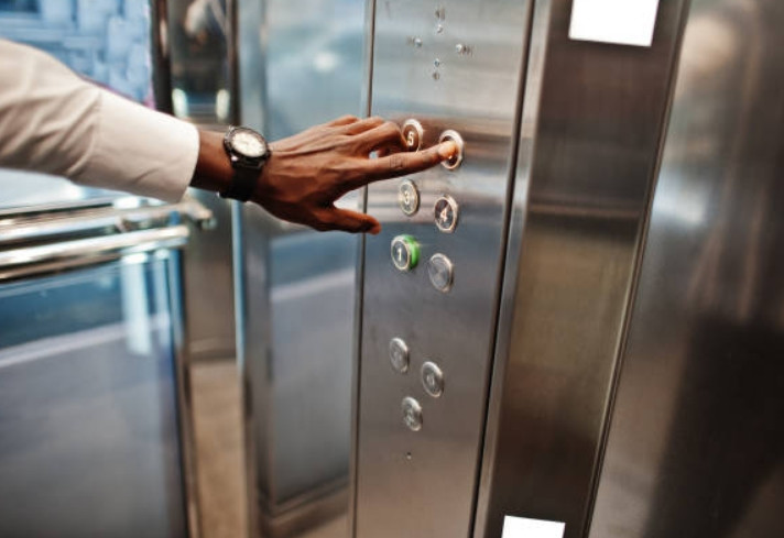 Sự cố với thang máy thường rất nghiêm trọng. Ảnh minh họa: iStock. Sự cố với thang máy thường rất nghiêm trọng. Ảnh minh họa: iStock.