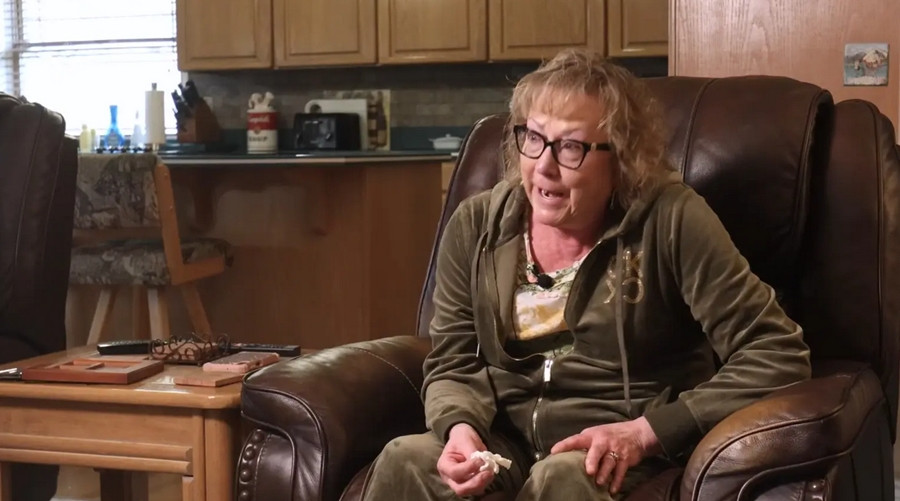 Bà Danielson đã phải đưa ra một quyết định rất khó khăn là ngừng các máy hỗ trợ sự sống cho anh trai mình, chỉ có điều đó không phải là anh trai bà. Ảnh: KGW.