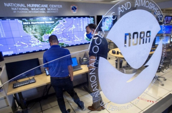 NOAA là một trong những cơ quan uy tín nhất thế giới về dự báo bão. Ảnh: EPA-EFE. NOAA là một trong những cơ quan uy tín nhất thế giới về dự báo bão. Ảnh: EPA-EFE.