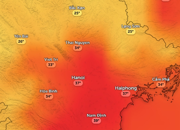 Dự báo nhiệt độ cảm nhận ở một số tỉnh thành miền Bắc vào trưa và chiều mai. Ảnh: Zoom Earth, OpenStreetMap, GFS.