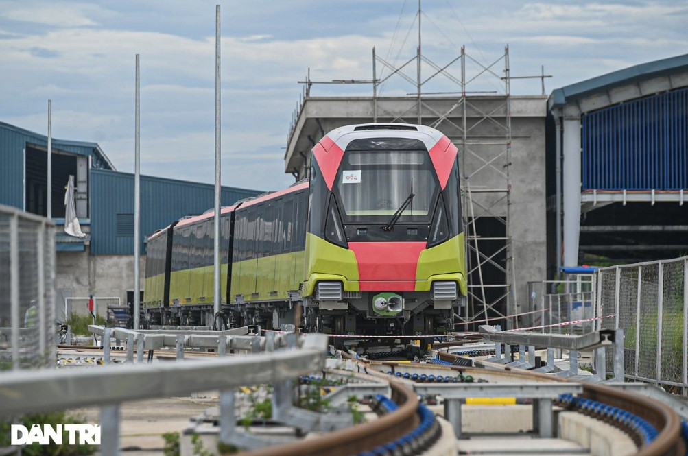 Đoạn trên cao tuyến đường sắt đô thị Nhổn - ga Hà Nội dự kiến được khai thác vào cuối năm 2023 (Ảnh: Quân Đỗ).