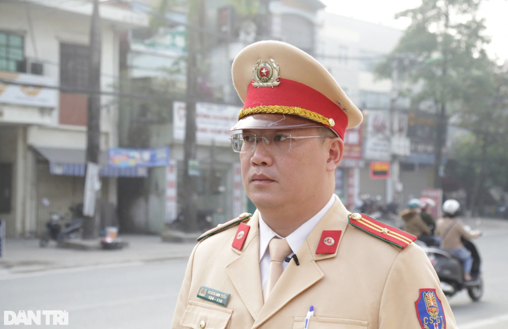 Thiếu tá Quách Anh Tuấn (Ảnh: Trần Thanh). Thiếu tá Quách Anh Tuấn (Ảnh: Trần Thanh).