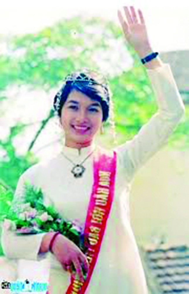 Hoa hậu Bùi Bích Phương Hoa hậu Bùi Bích Phương