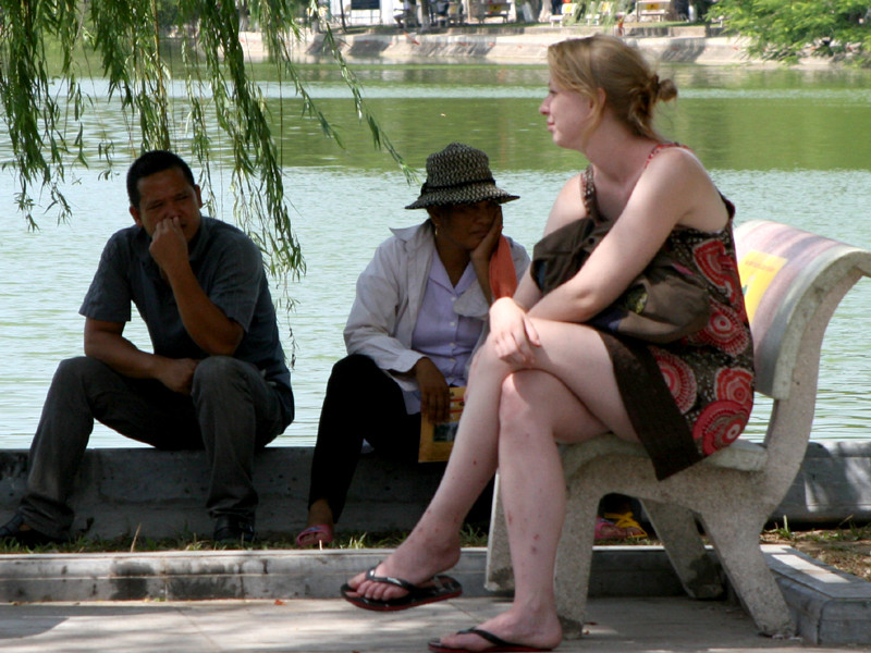 Mệt mỏi vì nắng nóng ảnh 3