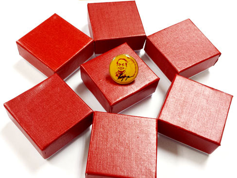 Huy hiệu Đại Tướng Võ Nguyên Giáp