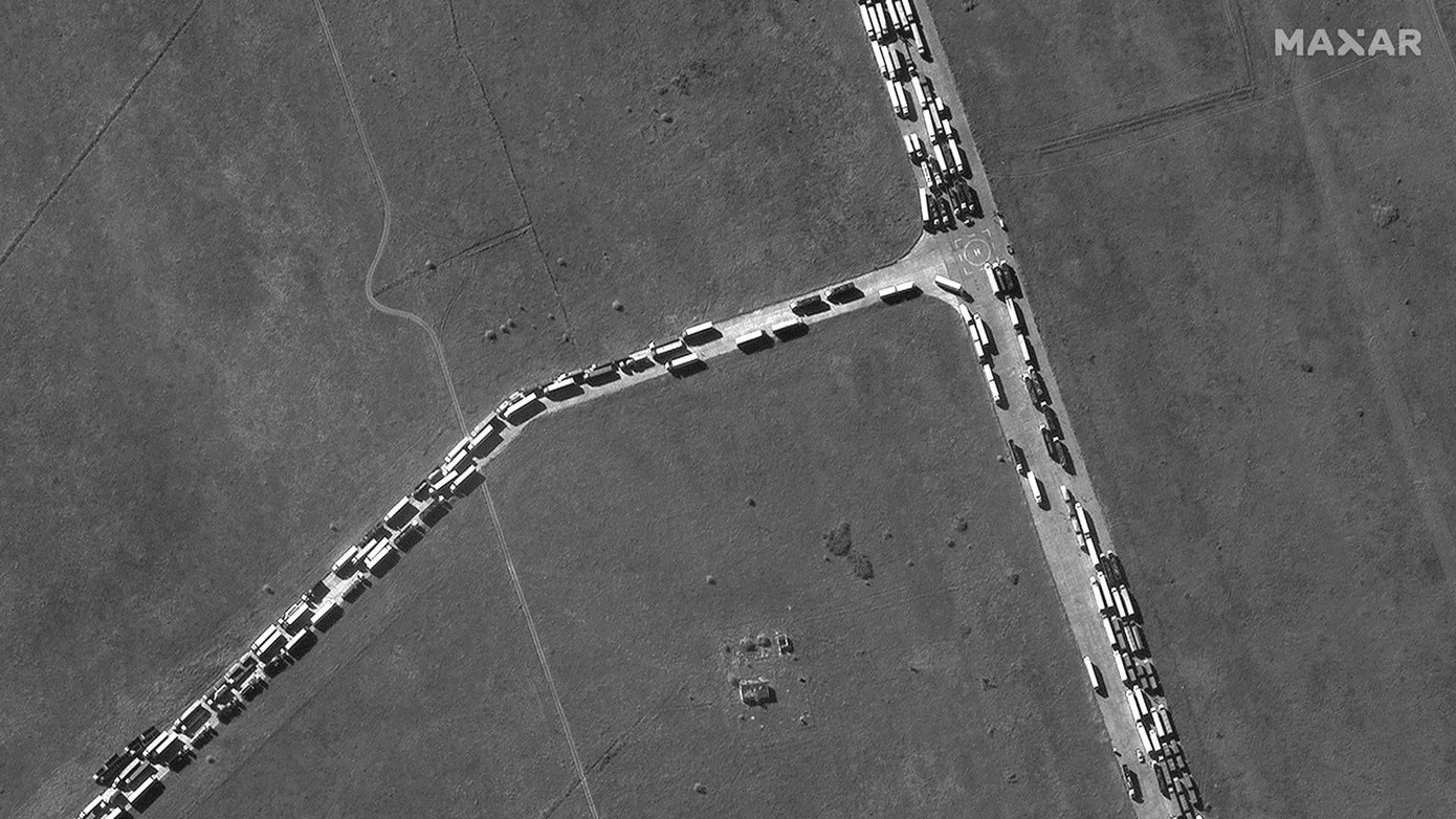 Ảnh: Maxar Ảnh: Maxar