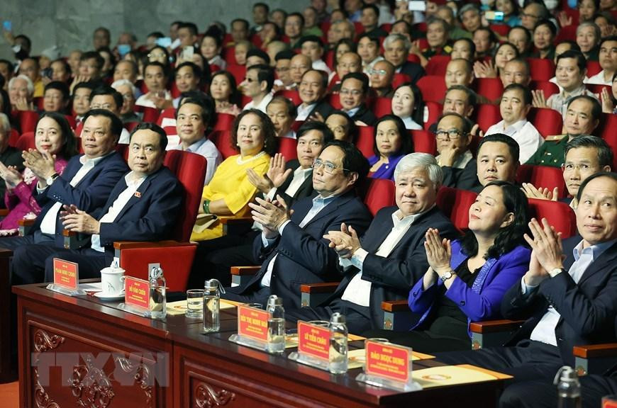 Thủ tướng Phạm Minh Chính và các đại biểu dự chương trình. (Ảnh: Dương Giang/TTXVN)