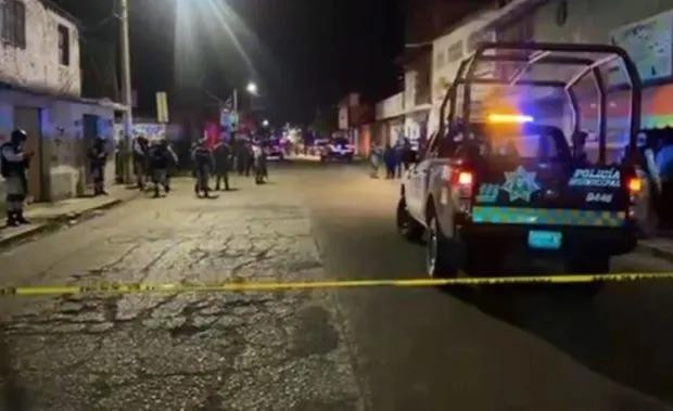 Hiện trường vụ tấn công bị phong tỏa. Ảnh: The Sun