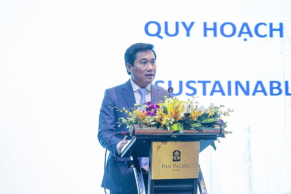 Thứ trưởng Bộ Xây dựng Nguyễn Tường Văn tại hội thảo.