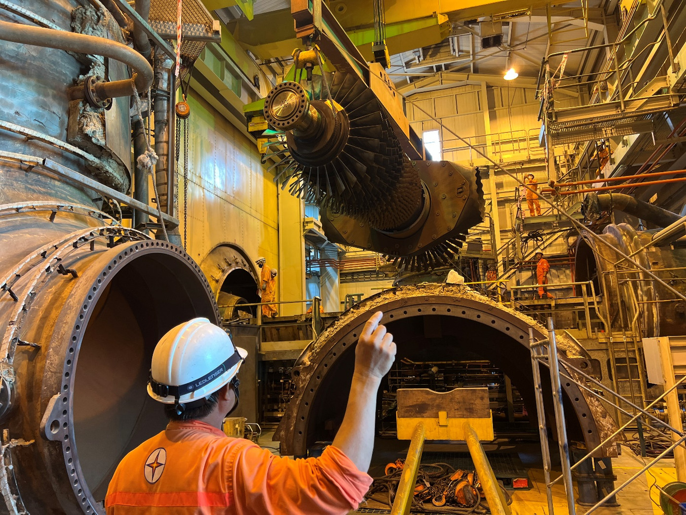 Thực hiện đại tu tổ máy GT24 và GT25 Nhà máy điện Phú Mỹ 2.1 mở rộng