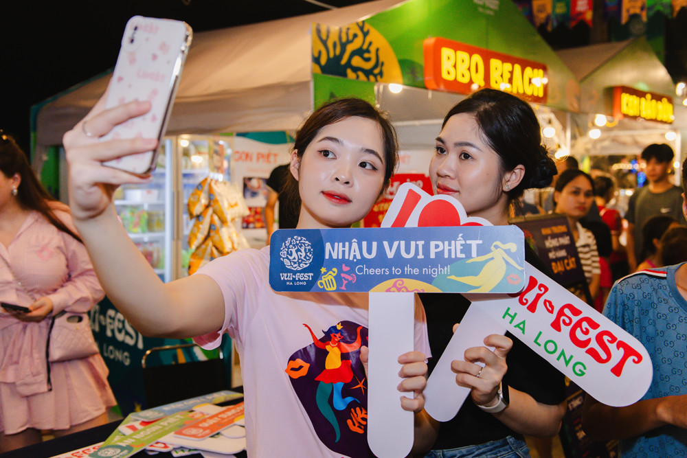 Check-in tại sự kiện khai trương, du khách cũng nhận được những phần quà và ưu đãi cực hấp dẫn