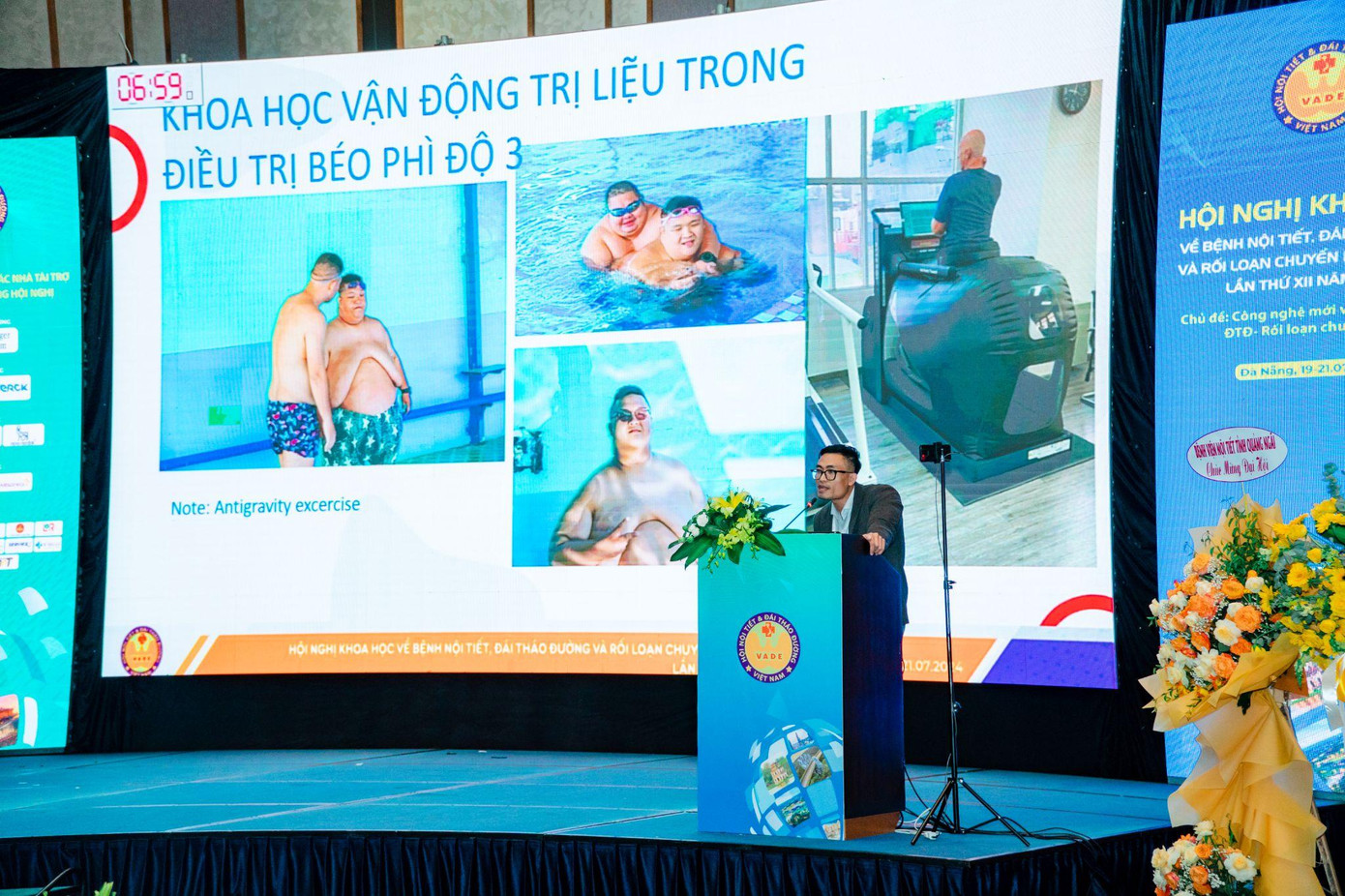 Nhà sáng lập Phan Bảo Long báo cáo tại Hội nghị.