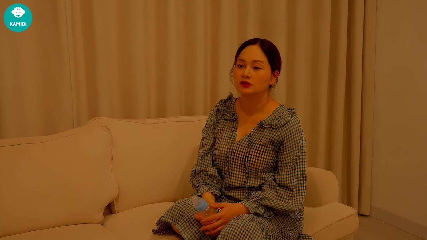 Diễn viên Lan Phương mệt mỏi, áp lực sau sinh