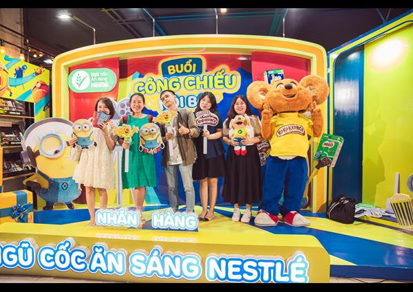 Hình ảnh khách mời check-in ở sự kiện tại CGV Sư Vạn Hạnh Hồ Chí Minh