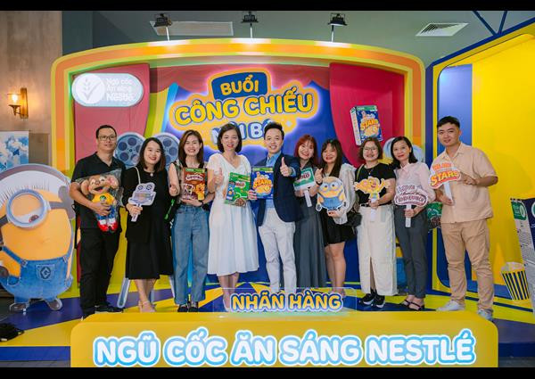 Hình ảnh khách mời check-in ở sự kiện tại CGV Metropolis Hà Nội