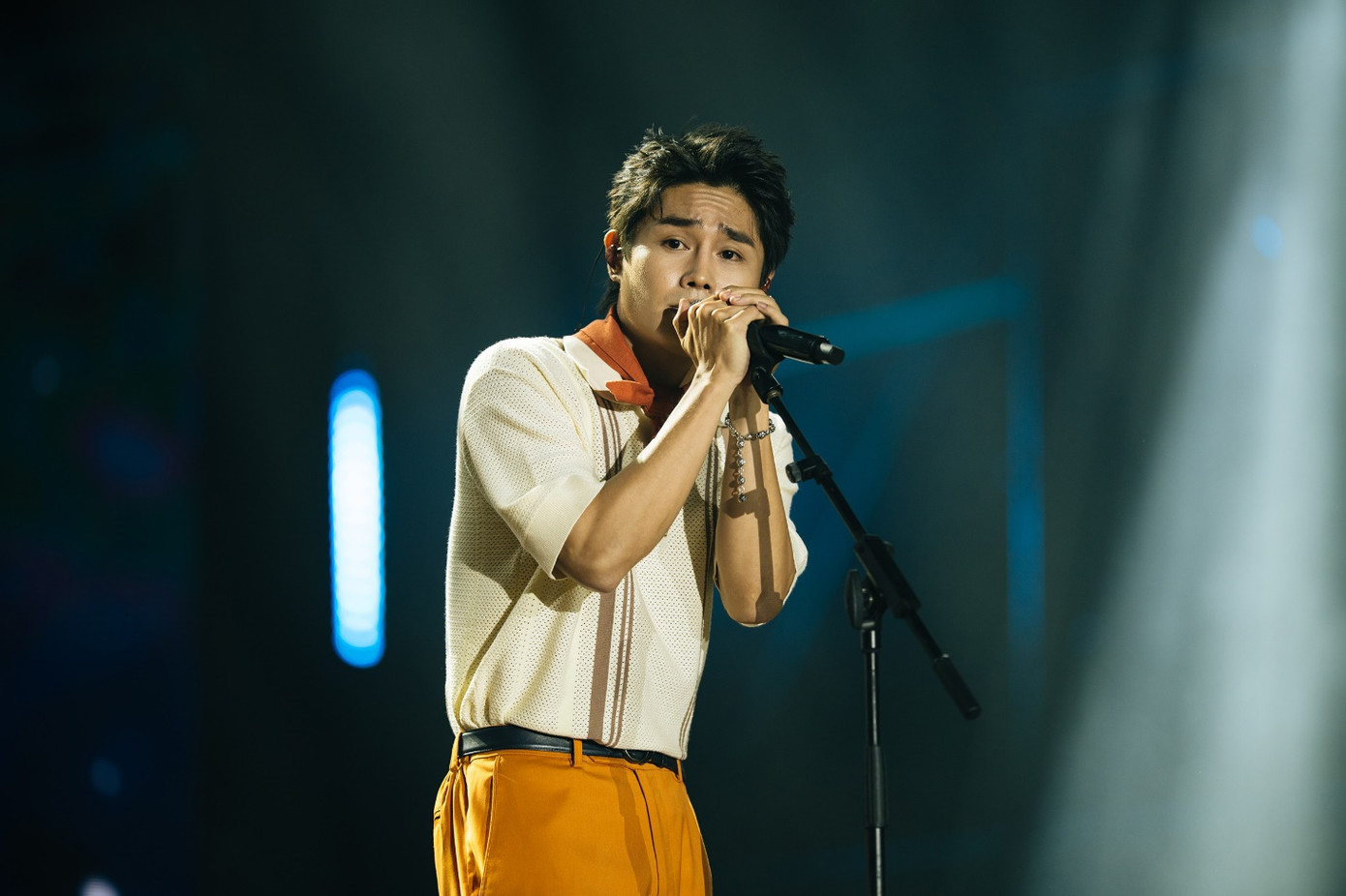 Khả năng làm chủ sân khấu của Tăng Duy Tân dù đây là lần đầu góp mặt tại FWD Music Fest. Khả năng làm chủ sân khấu của Tăng Duy Tân dù đây là lần đầu góp mặt tại FWD Music Fest.