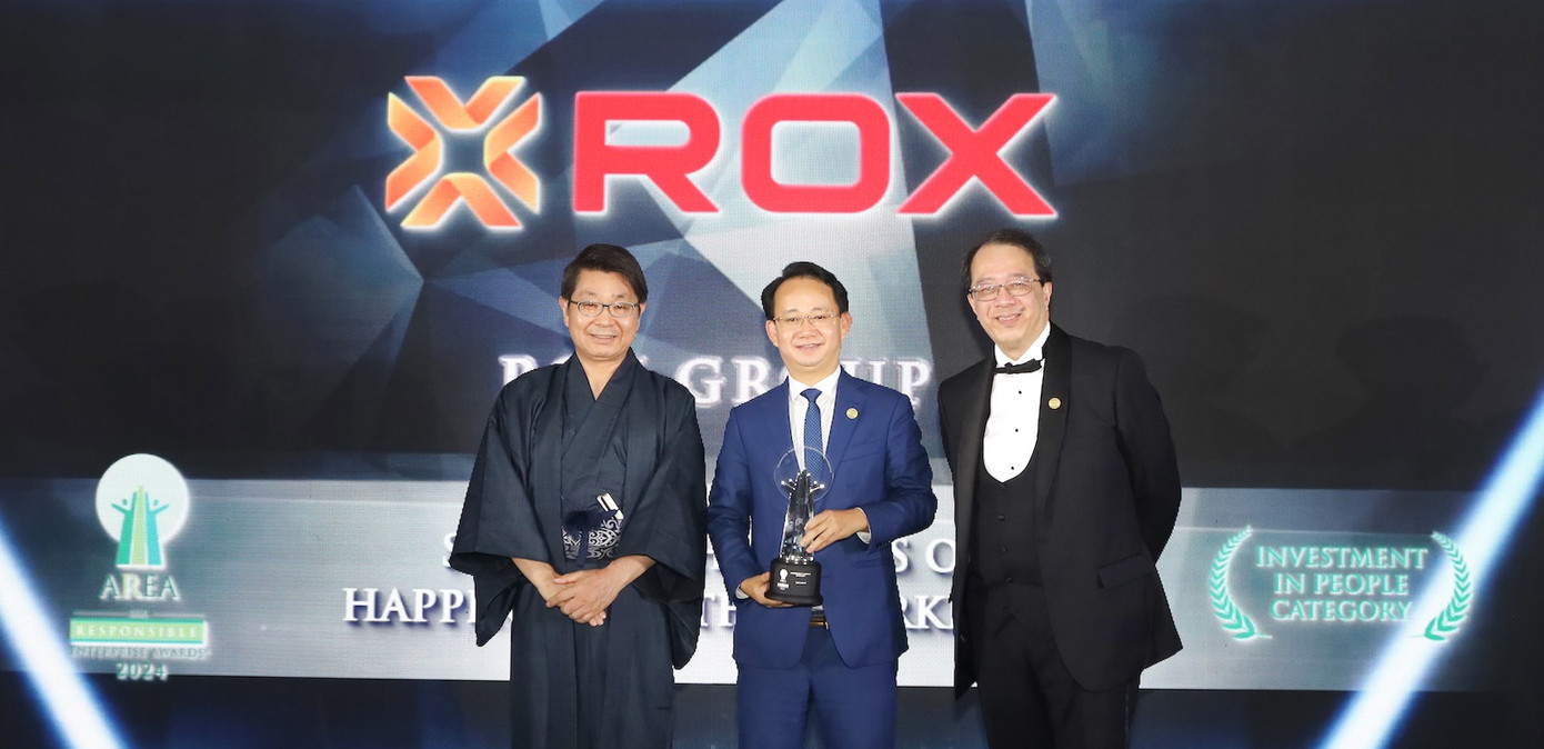 Đại diện ROX Group tại lễ trao giải thưởng AREA 2024 Đại diện ROX Group tại lễ trao giải thưởng AREA 2024
