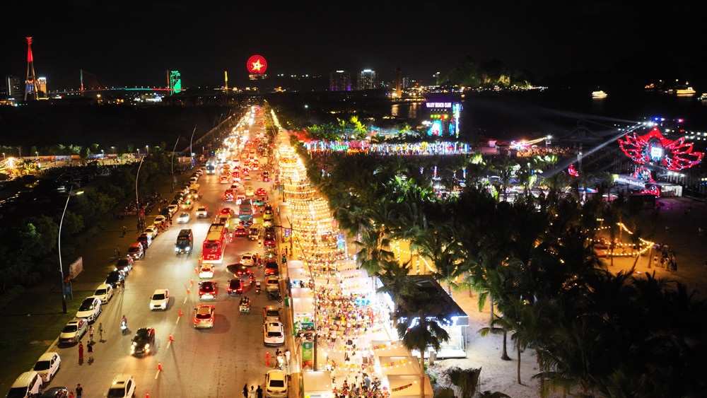 VuiFest Ha Long xây dựng theo mô hình chợ đêm bên biển với phong cách hoàn toàn mới