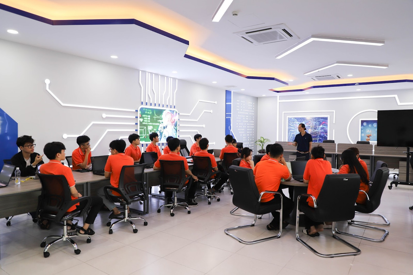 Môi trường Đại học đóng vai trò quan trọng cho tương lai của sinh viên. Ảnh trong một lớp học của trường Đại học FPT. - Ảnh: Trường ĐH FPT.