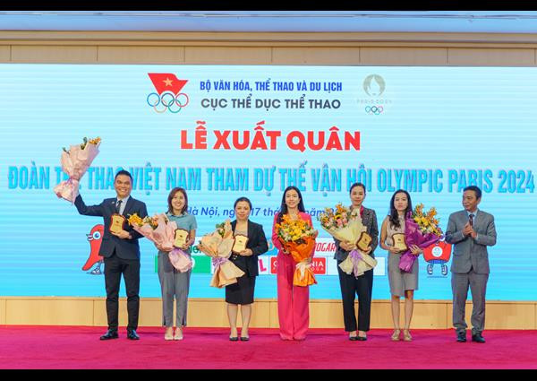 Nestlé MILO vinh dự nhận kỷ niệm chương từ Ủy ban Olympic Việt Nam tại Lễ xuất quân