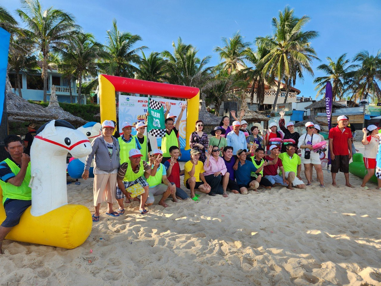 ĐH VinUni mang lại những giá trị xuất sắc cùng tinh thần nhân văn cho 145 sinh viên khóa đầu tiên tốt nghiệp bước ra chinh phục thế giới.