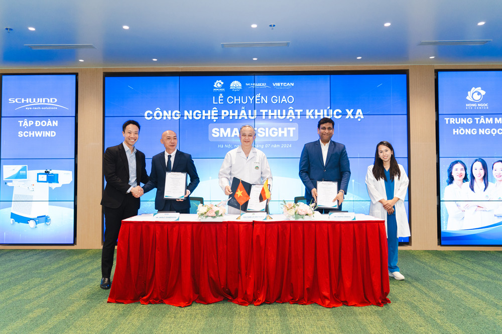 Lễ chuyển giao công nghệ SmartSight diễn ra tại Bệnh viện Đa khoa Hồng Ngọc - Phúc Trường Minh