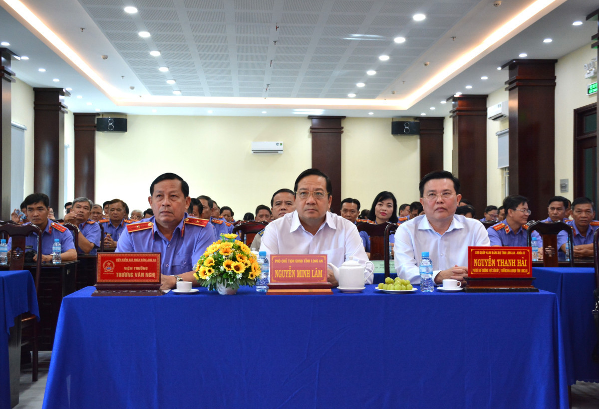 Các đại biểu dự hội nghị