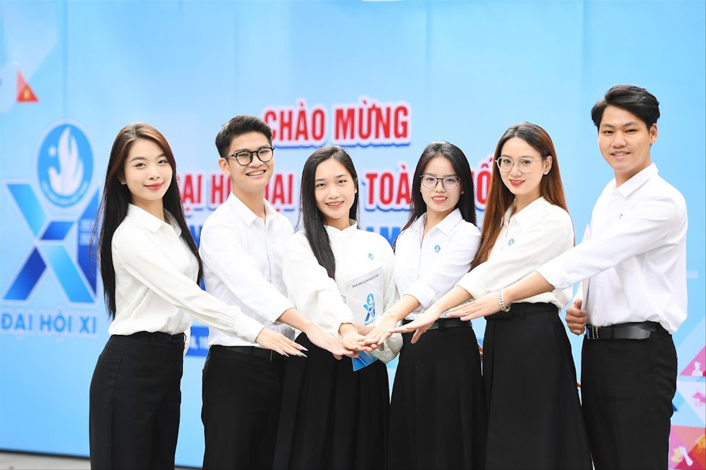 Xây dựng hình mẫu thanh niên thời kỳ mới với 3 trụ cột “Tâm trong - Trí sáng - Hoài bão lớn”. Ảnh: Dương Triều Xây dựng hình mẫu thanh niên thời kỳ mới với 3 trụ cột “Tâm trong - Trí sáng - Hoài bão lớn”. Ảnh: Dương Triều