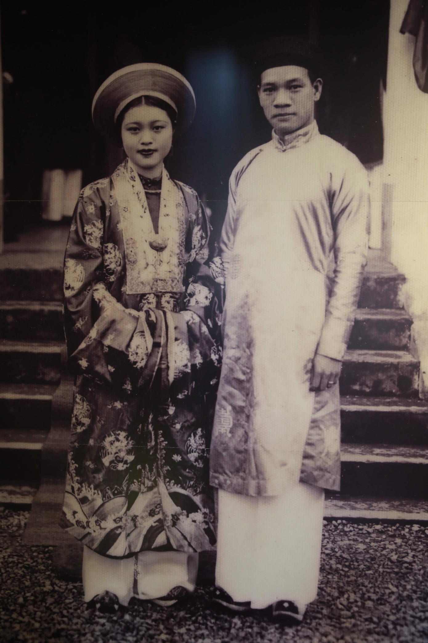 Vợ chồng GS Nguyễn Văn Huyên - Vi Kim Ngọc trong ngày cưới