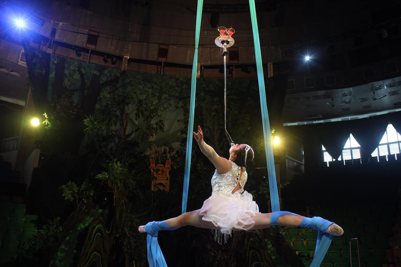 Gala xiếc và ảo thuật ba miền 2024 là một trong những tiệc giải trí đặc sắc dịp nghỉ lễ.