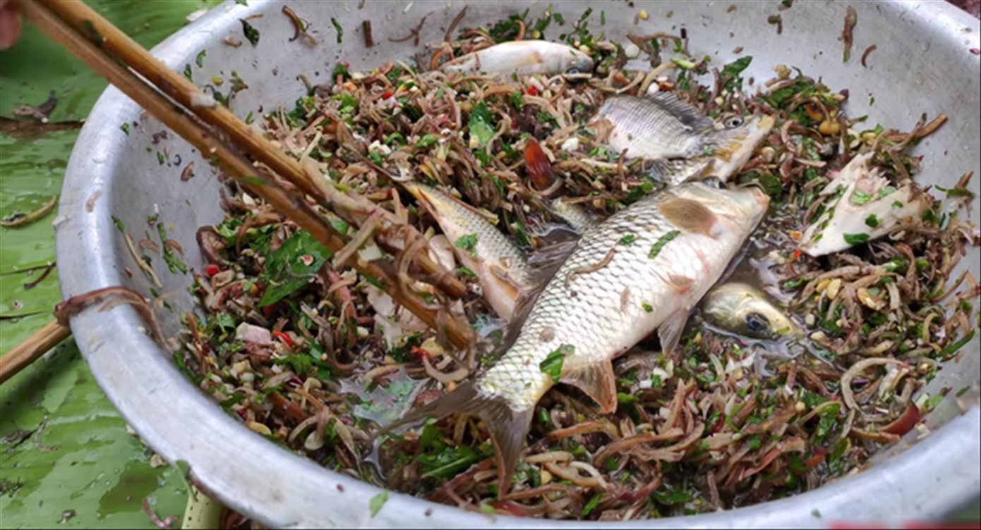 Món cá nhảy của dân tộc Thái bị nhiều người hiểu sai.