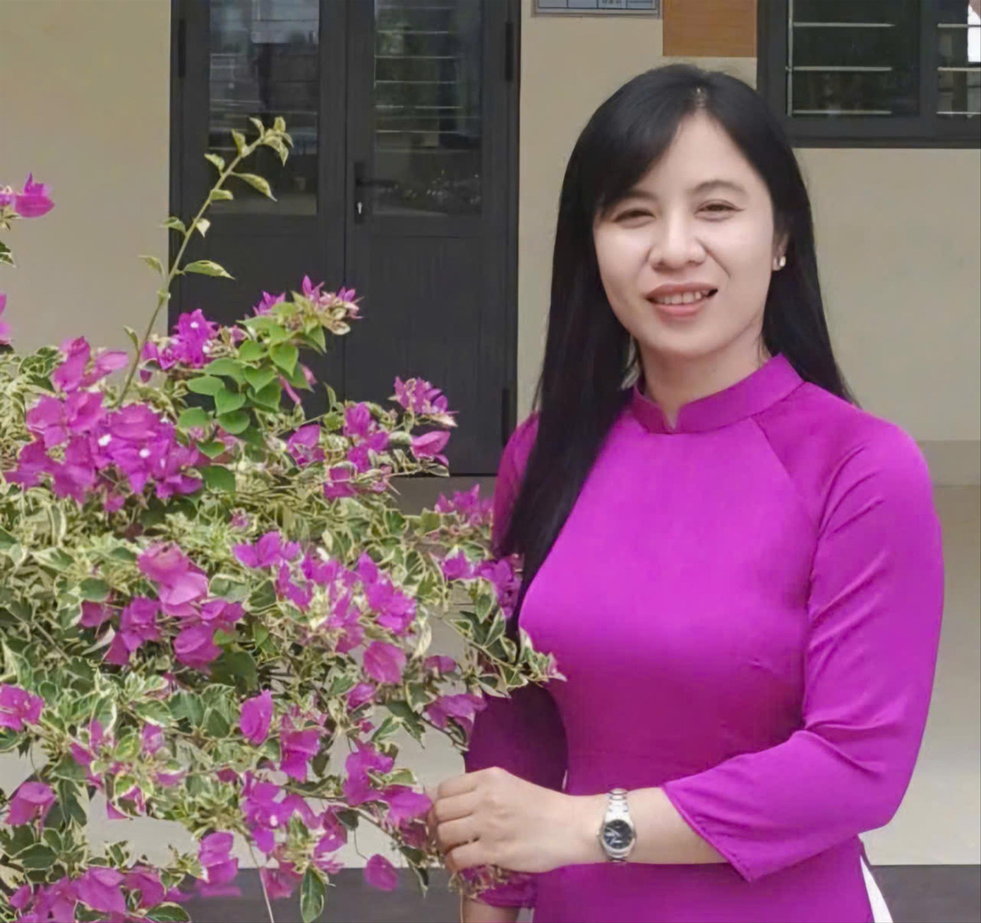 Cô Thạch Thị Bảo Ngọc (giáo viên Trường THPT Phú Tâm), không chỉ dạy giỏi mà còn là Bí thư Đoàn năng nổ. Cô Thạch Thị Bảo Ngọc (giáo viên Trường THPT Phú Tâm), không chỉ dạy giỏi mà còn là Bí thư Đoàn năng nổ.