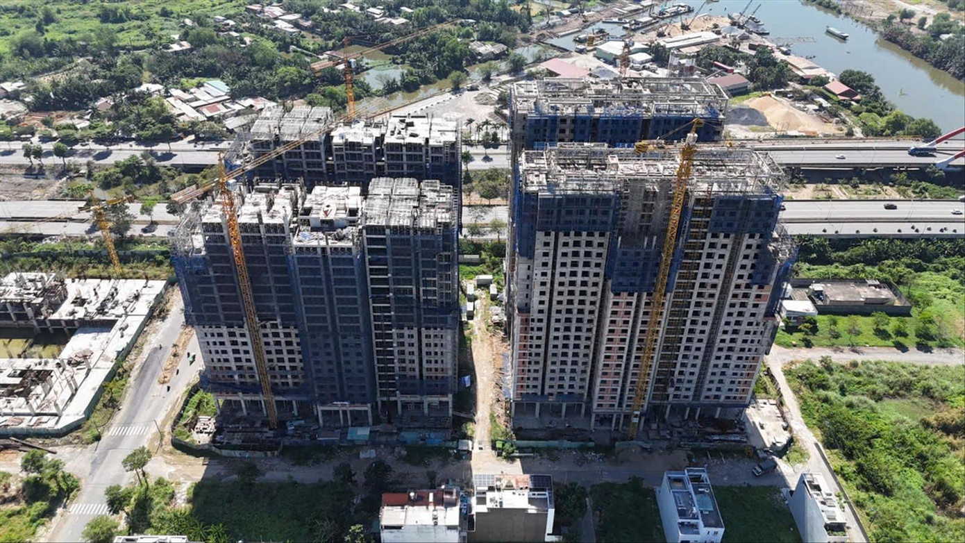 Bảng giá đất tăng mạnh có thể gây ra tình trạng bất ổn trên thị trường bất động sản. Ảnh: Duy Quang Bảng giá đất tăng mạnh có thể gây ra tình trạng bất ổn trên thị trường bất động sản. Ảnh: Duy Quang