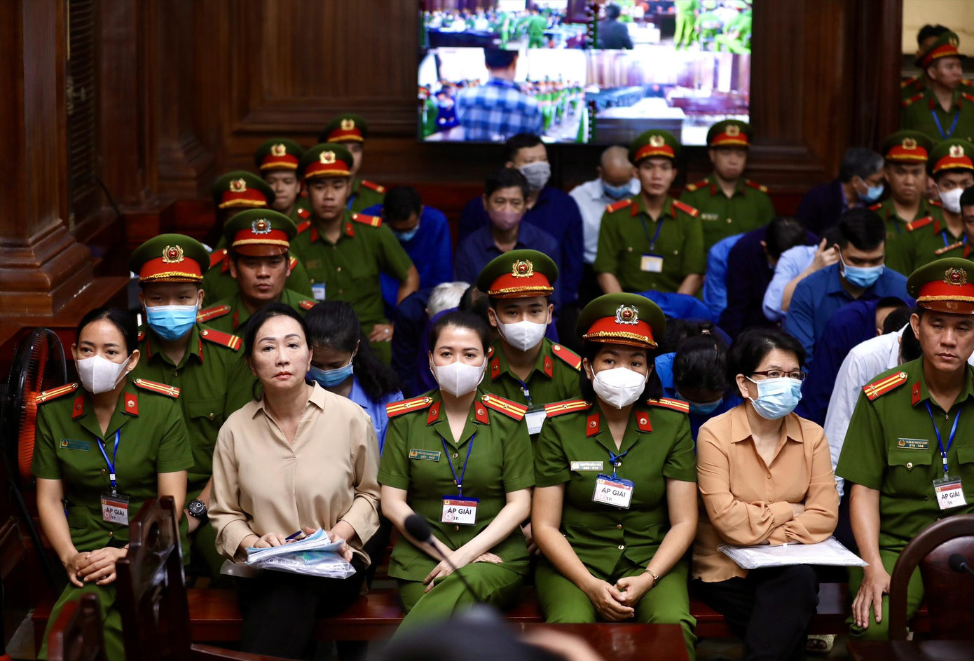 Một số bị cáo tại phiên tòa ngày 13/3. Ảnh: Duy Anh