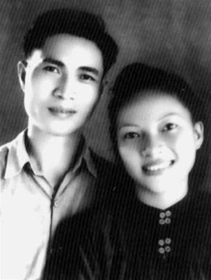 Bộ trưởng Nguyễn Cơ Thạch và vợ, bà Phan Thị Phúc hồi trẻ