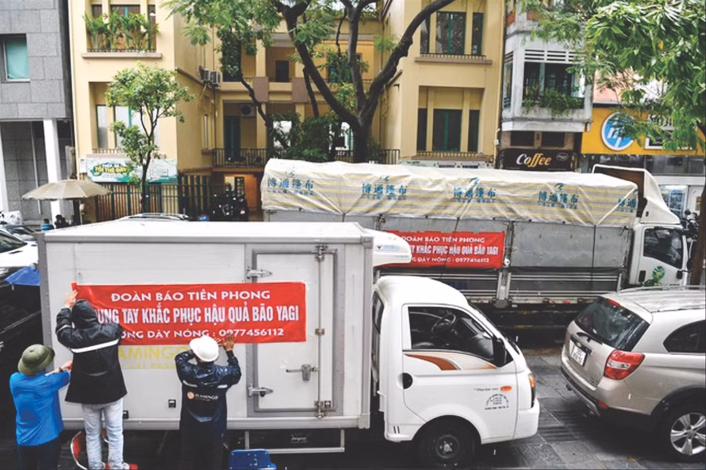 Những chuyến xe thiện nguyện của báo Tiền Phong chuẩn bị xuất phát từ tòa soạn Những chuyến xe thiện nguyện của báo Tiền Phong chuẩn bị xuất phát từ tòa soạn