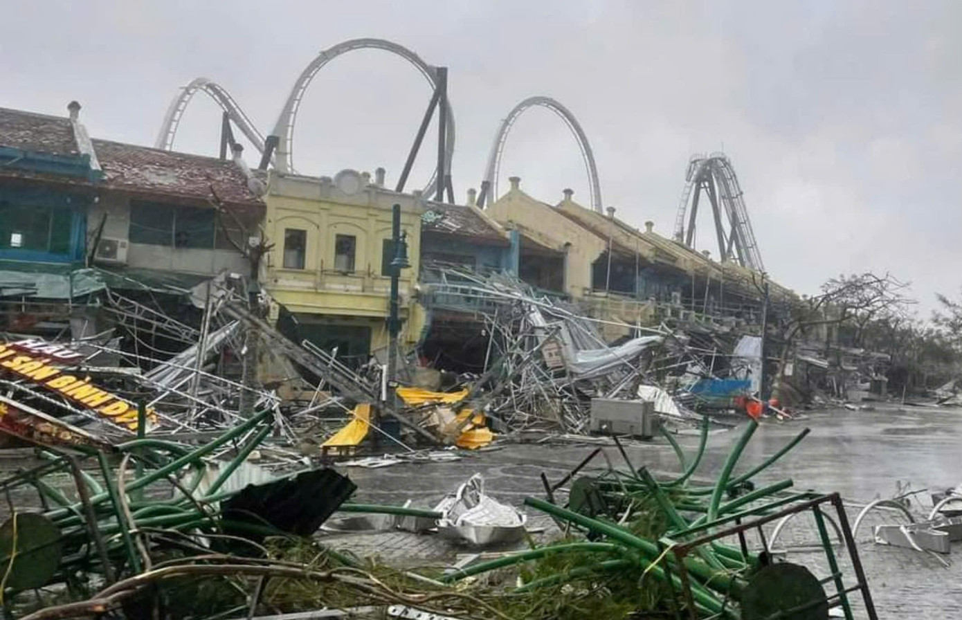 Doanh nghiệp và hộ kinh doanh bị thiệt hại sau bão số 3 rất nặng nề. ảnh: Hoàng Mạnh Thắng