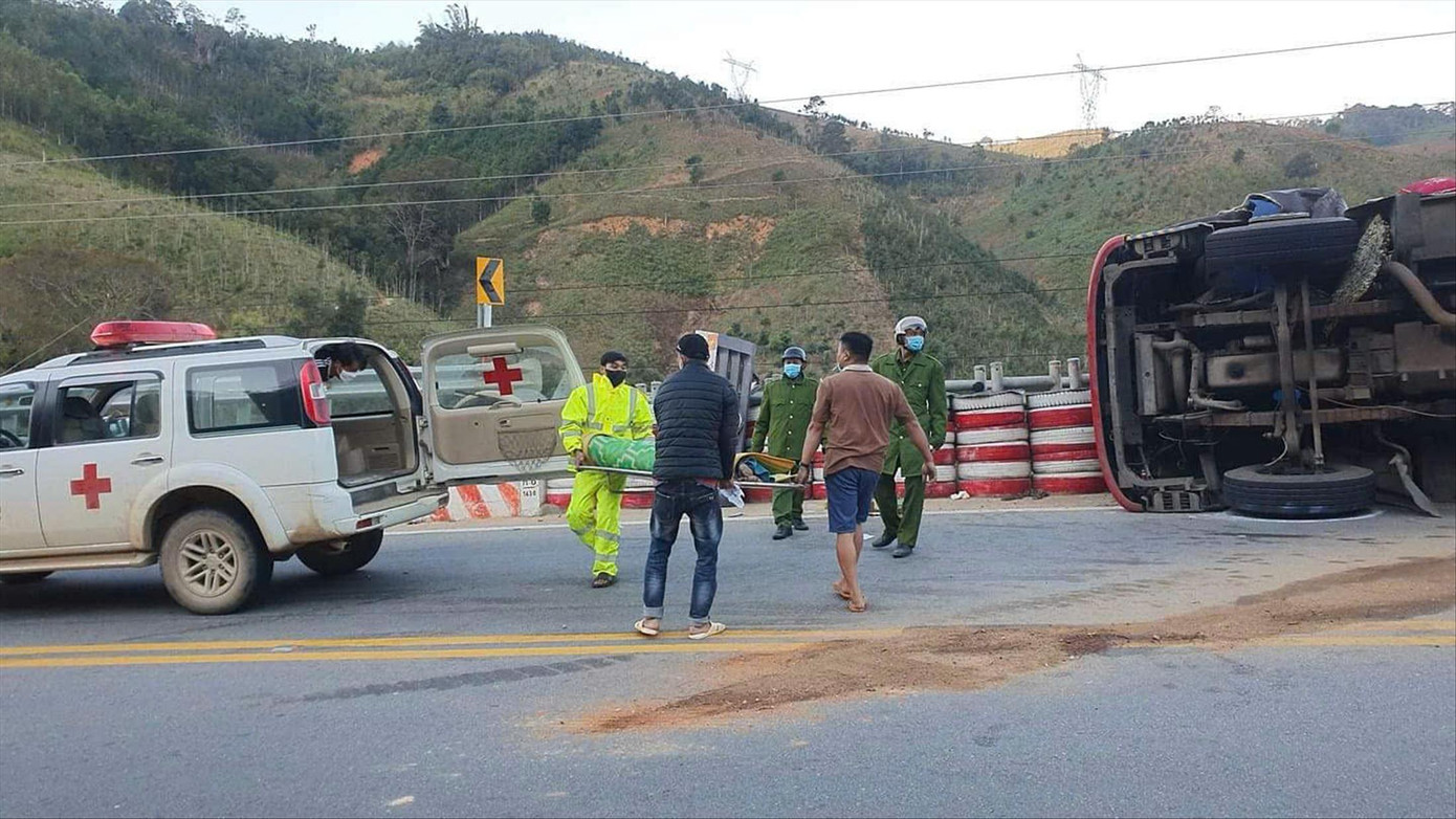 Kể từ khi lắp đặt hệ thống này, trường hợp xe lao xuống vực sâu giảm thiểu đáng kể Kể từ khi lắp đặt hệ thống này, trường hợp xe lao xuống vực sâu giảm thiểu đáng kể