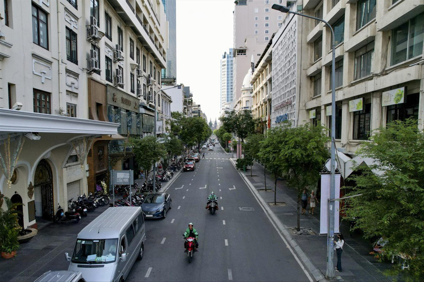 Đường Đồng Khởi (quận 1, TPHCM) có giá đất cao nhất TPHCM theo bảng giá đất mới lên đến 687,2 triệu đồng/m2. Ảnh: Duy Anh Đường Đồng Khởi (quận 1, TPHCM) có giá đất cao nhất TPHCM theo bảng giá đất mới lên đến 687,2 triệu đồng/m2. Ảnh: Duy Anh