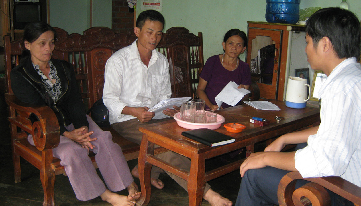 Mẹ con bà Lai đã “gõ cửa” nhiều cơ quan nhưng chưa được giải quyết