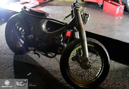 Honda Dream huyền thoại 'khoác áo' nhà binh ảnh 4