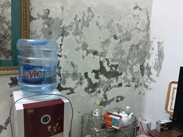 Sống cạnh công trình chung cư cao tầng, dân lo sợ sập nhà ảnh 4