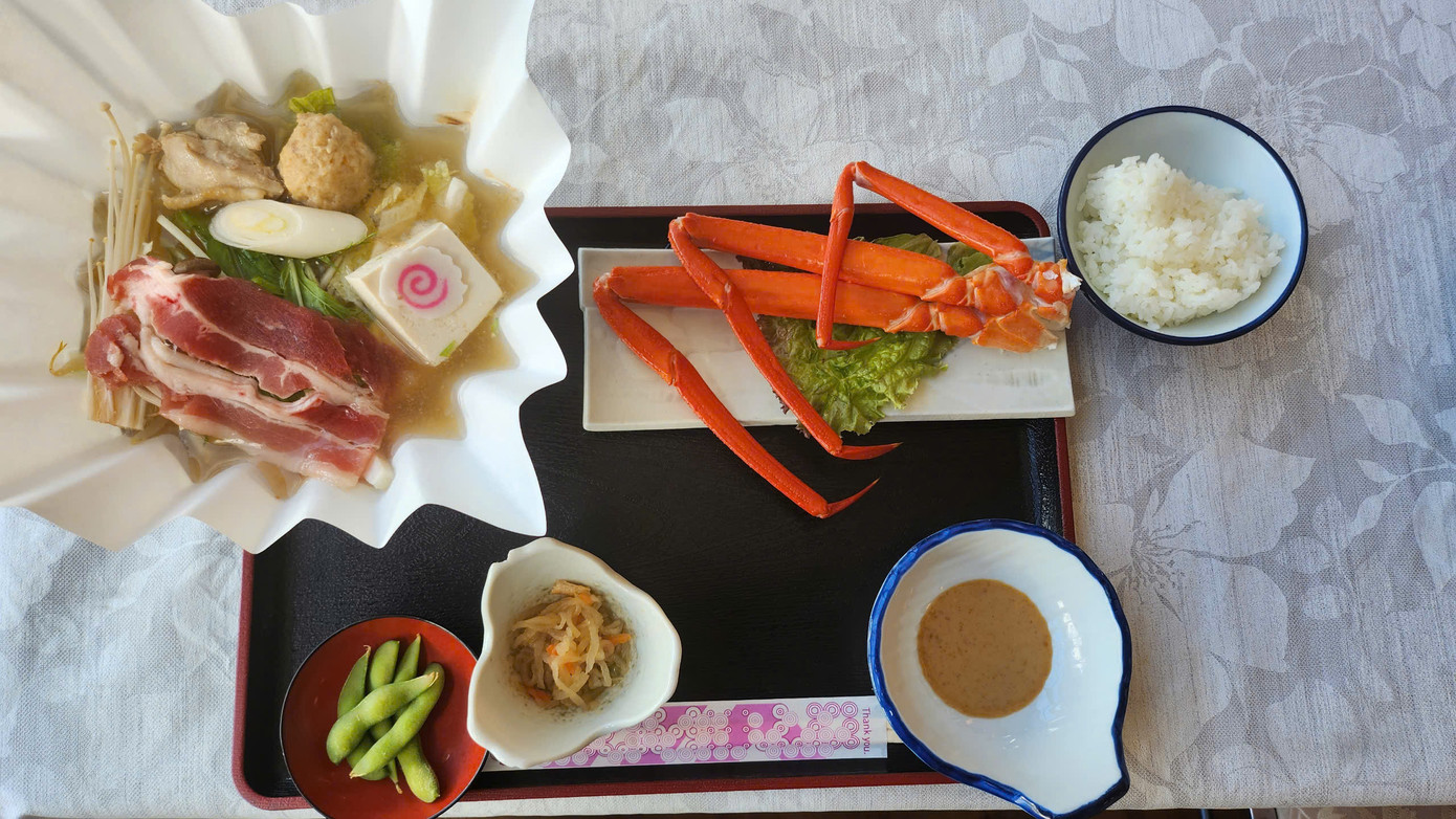 Những món ăn được Ly cho &quot;camera ăn&quot; sau chuyến đi Nhật Bản của mình. (Ảnh: NVCC)