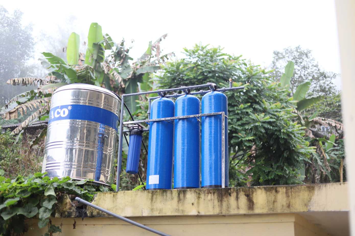 TRONG đã trao tặng hệ thống lọc nước cho trường mầm non Số 2 Quan Hồ Thẩn, huyện Simacai, tỉnh Lào Cai.