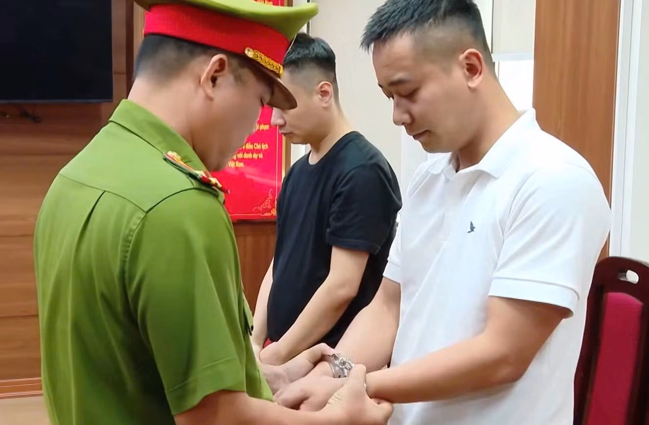 Theo Luật sư Đường Nam Khánh, các trường hợp có tầm ảnh hưởng rộng như Quang Linh Vlog sẽ phải chịu mức độ răn đe nghiêm khắc hơn từ cơ quan pháp luật để làm gương. (Ảnh: Bộ Công An)