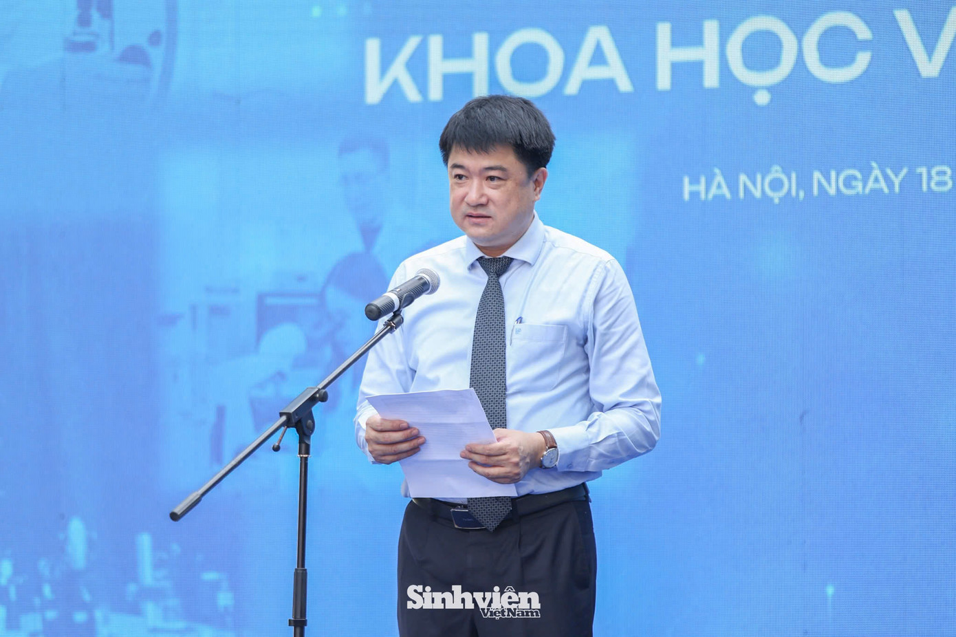 Ông Chu Hoàng Hà - Phó Chủ tịch Viện Hàn lâm Khoa học và Công nghệ Việt Nam (VAST) phát biểu tại lễ khai mạc.