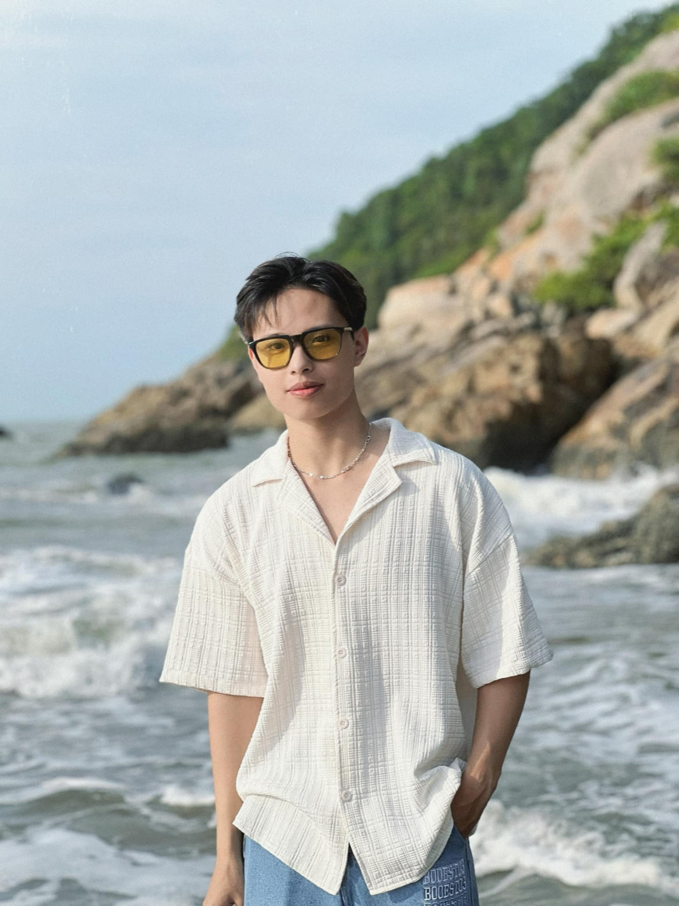 Trọng Huân cảm thấy may mắn khi được sống trong hòa bình và hưởng thụ những thành quả mà các thế hệ trước đã hy sinh cho thế hệ ngày nay.