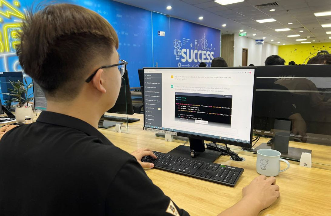 Theo Bảo, Quiet Quitting không phải là lười biếng, mà là cách để bảo vệ bản thân trước sự bất công trong môi trường làm việc. (Ảnh: NVCC) Theo Bảo, Quiet Quitting không phải là lười biếng, mà là cách để bảo vệ bản thân trước sự bất công trong môi trường làm việc. (Ảnh: NVCC)