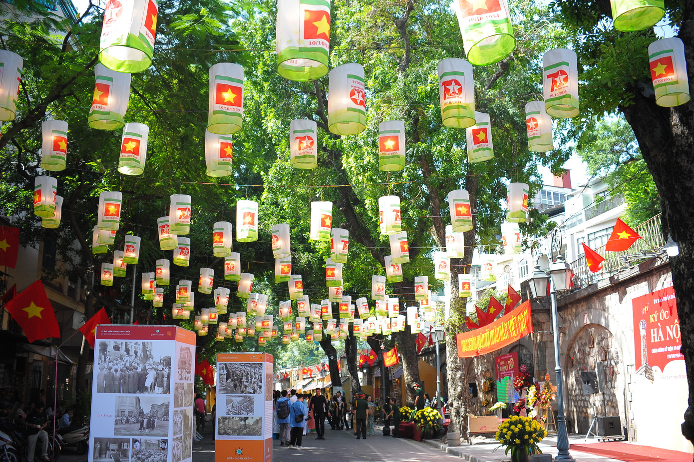 Không gian triển lãm “Ký ức Hà Nội - 70 năm.